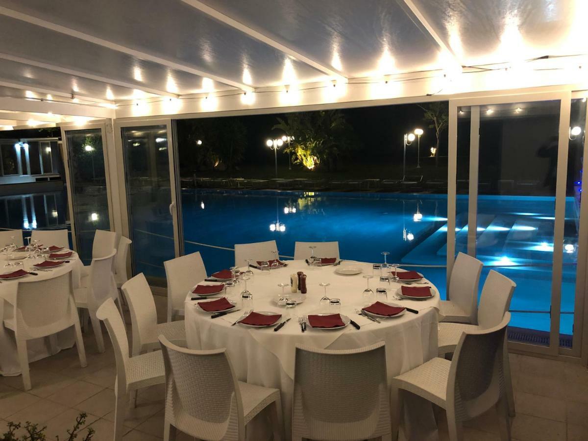 Valle Di Mare Country Resort 폰타네비안체 외부 사진